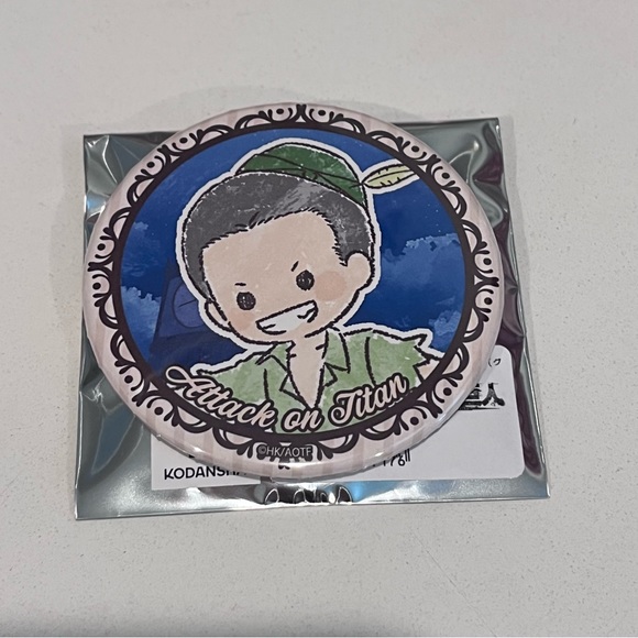 Attack on Titan Connie Springer GraffArt Can Badge Shingeki no Kyojin Douwa ver - Picture 2 of 4